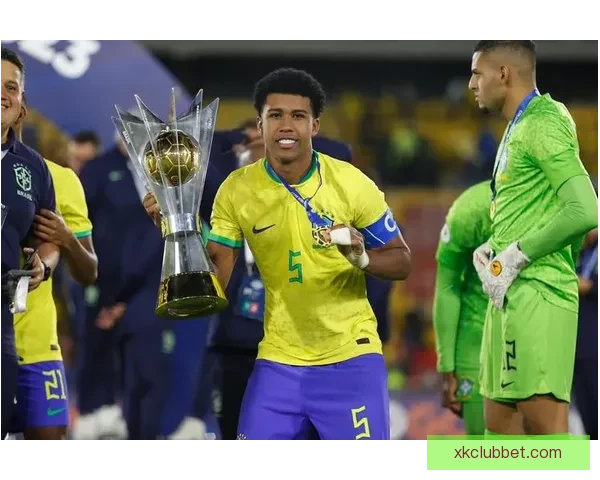 桑托斯分享低位技巧成长经历与父亲传授得分秘诀